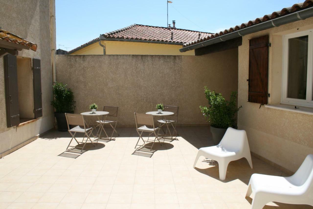 Hotel L'Escale Aigues-Mortes Exterior photo